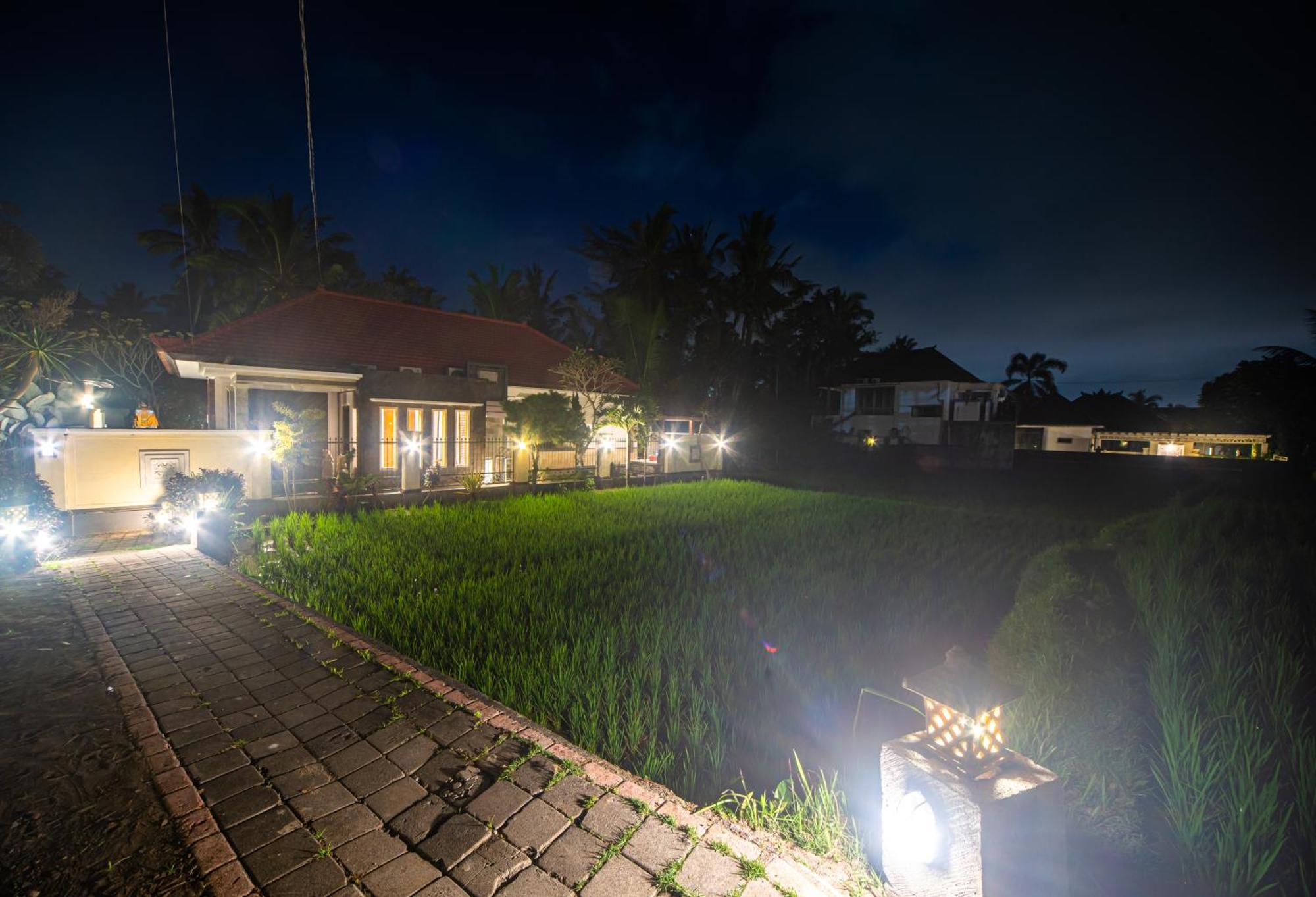 Casa Priya Ubud Villa Eksteriør bilde